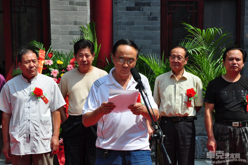 郑忠水墨展于2011年8月21日上午十点在山东省青州市宋城"水木99画廊"开幕3