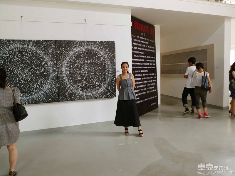上海巡展-04
