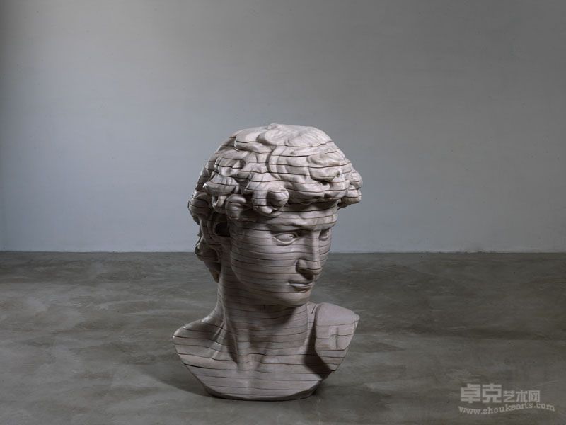 曹晖  如果我是（二）树脂、纤维、丙稀等综合材料 117×85×75cm×38   2011-2012（1）