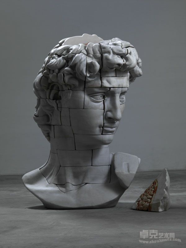 曹晖  如果我是（一）树脂、纤维、丙稀等综合材料 117×85×75lcm× 58 2011-2012（1）