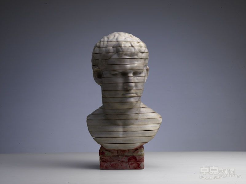 曹晖 OH, NO  树脂、纤维、丙稀 等综合材料  58×33×26cm×22  2011-2012（1）