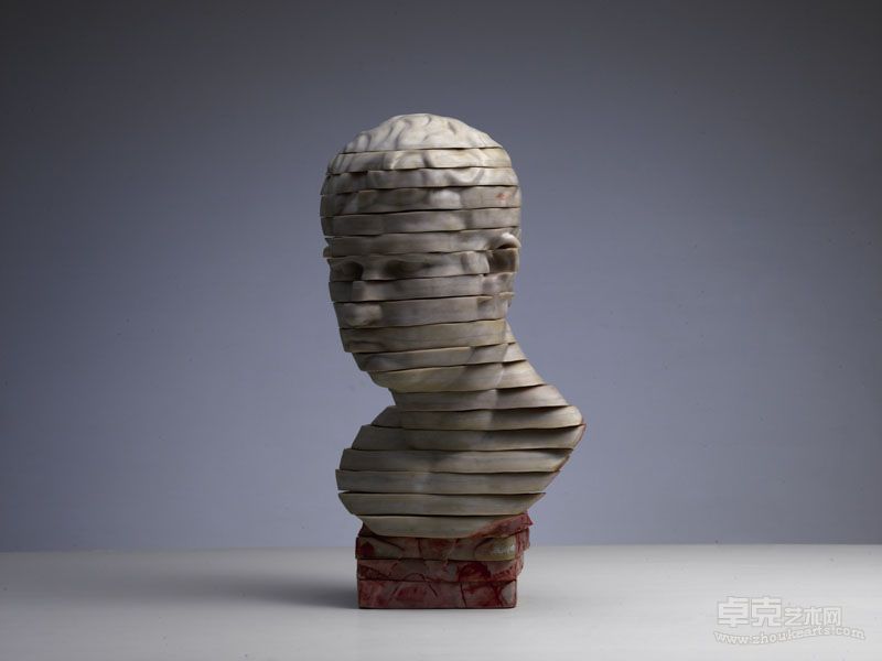 曹晖 OH, NO  树脂、纤维、丙稀 等综合材料  58×33×26cm×22  2011-2012（4）