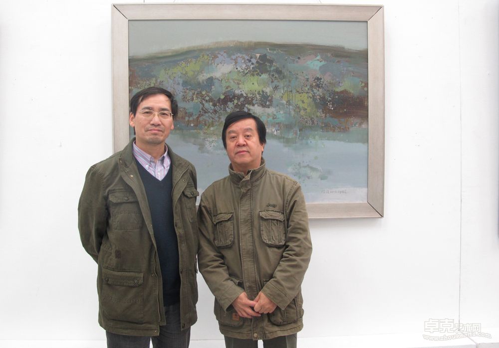 2012年傅强和中央美院油画访问学者班导师著名油画家丁一林先生合影。