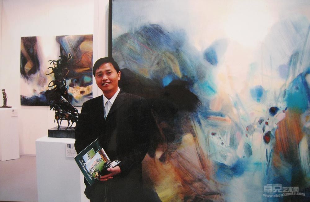 徐旭2004年在上海艺博会上