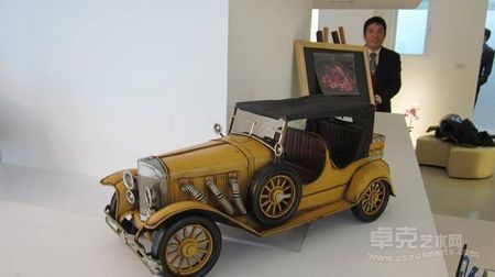 曾郁嘉的古董车