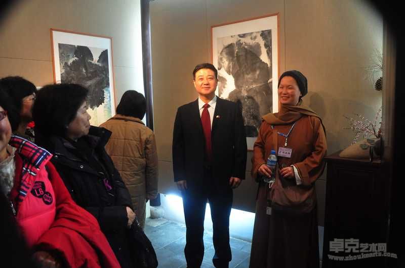 郑忠艺术作品展