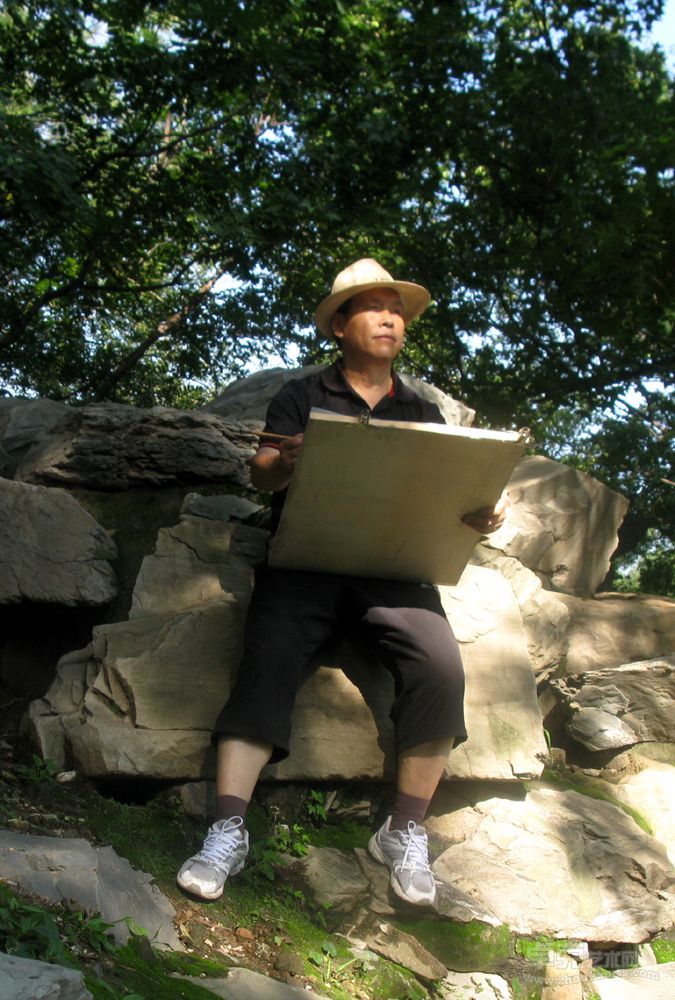 2010年7月,在颐和园内写生