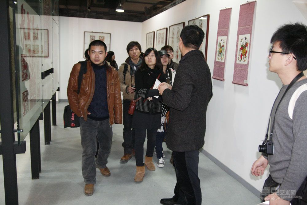 2010年带学生在西安美术学院交流