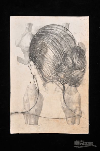 素描系列3，铅笔、炭笔、古老纸张， 55x45 cm, 2011 年