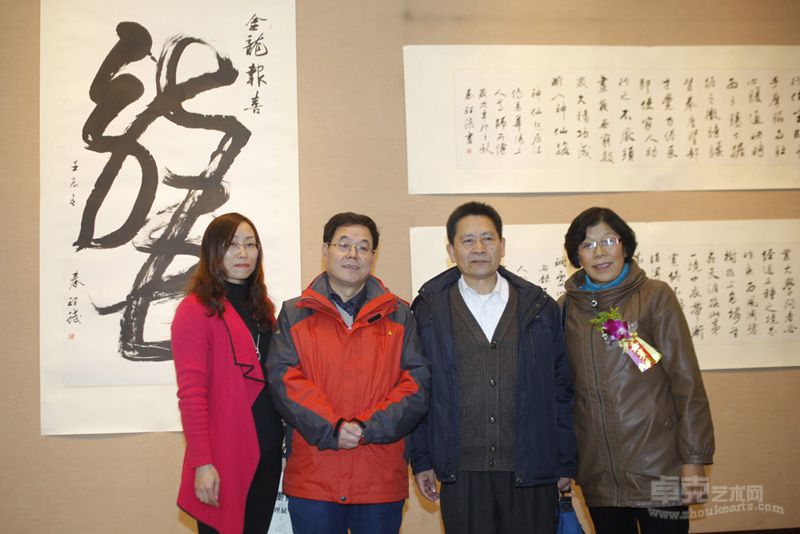 秦理斌书法展现场12