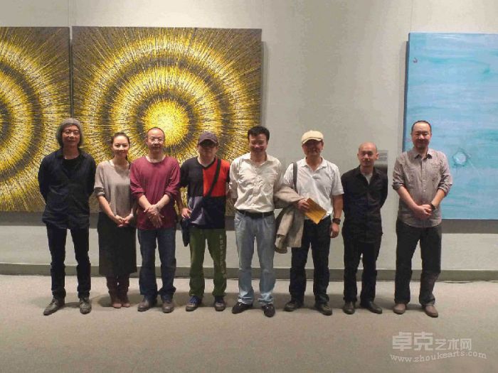 参展艺术家和策展人