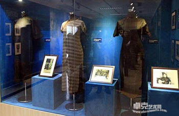 “优雅-时尚”馆藏宋庆龄服饰展