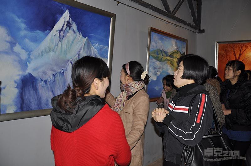 2013戴建华油画展照片