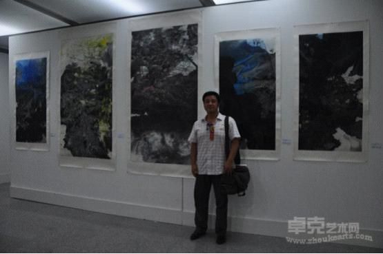 郑忠五幅水墨作品入选2012年《意境-中国》国画、油画作品展