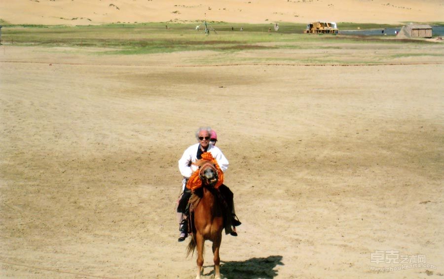 新疆骑马