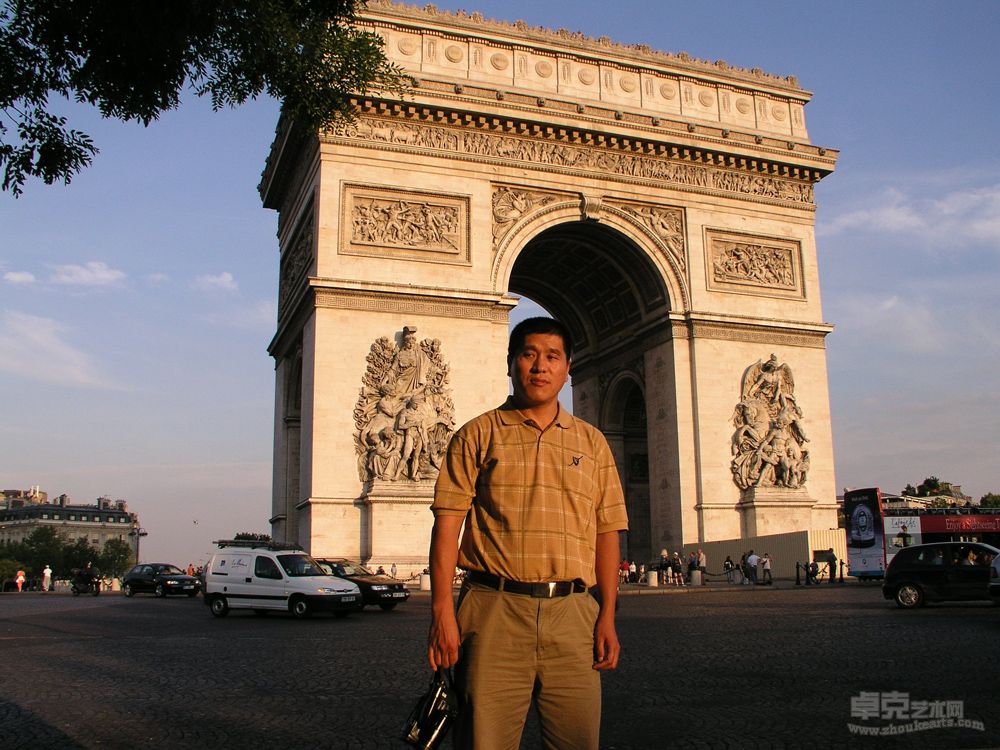 2005年参观巴黎凯旋门