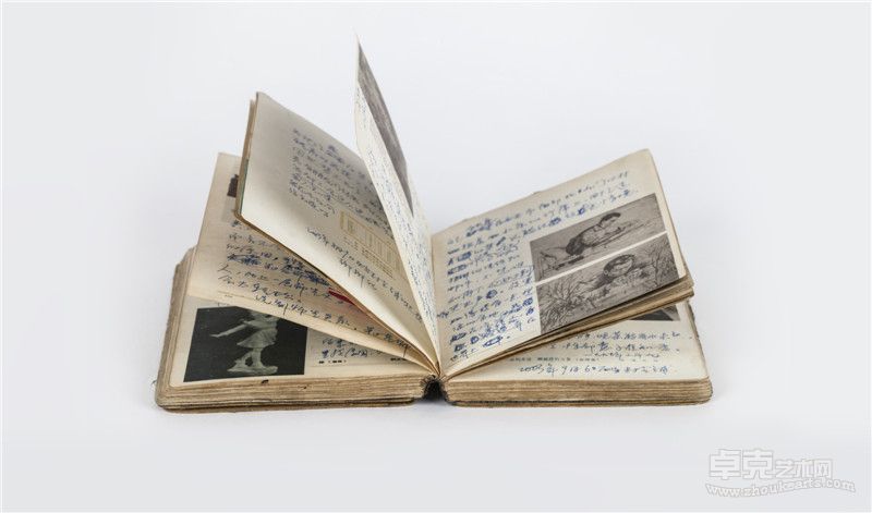 何迟 18.5×13.5×2.7cm 手写笔记本 2002-2004年