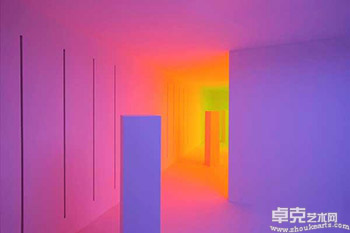 “色彩环境与模糊”卡洛斯-克鲁兹-迭斯艺术展2013