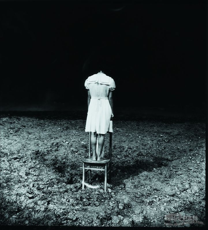 郭珍明-梦见苹果和鸟的拉姆-80X80cm-观念摄影 (3)