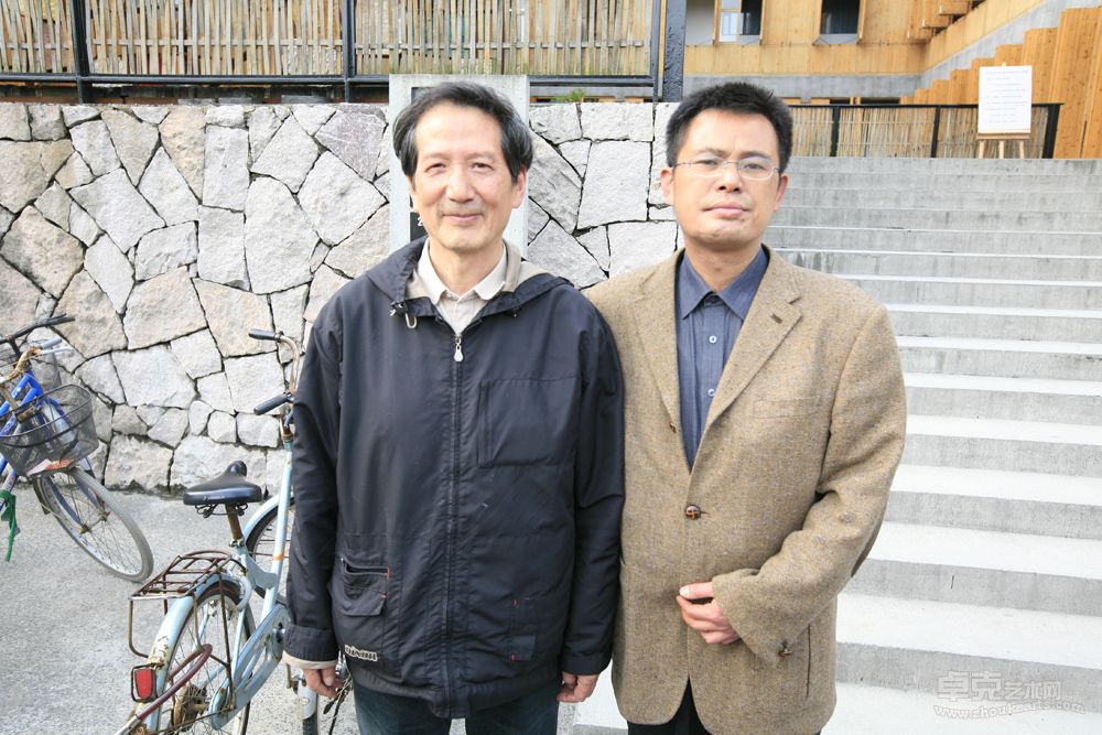 侯又民先生是我在美院求学时的色彩老师。他的水粉、水彩、漆画作品，至今使我难以忘怀。