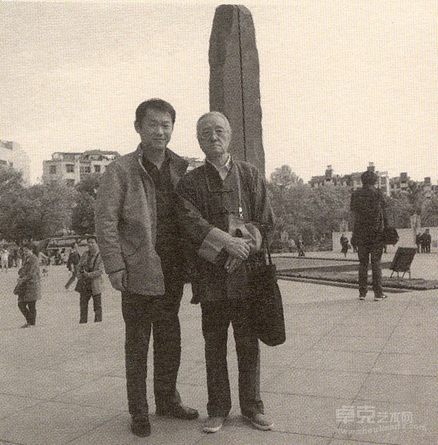 与恩师、著名书法家张荣生先生在绍兴博物馆留影