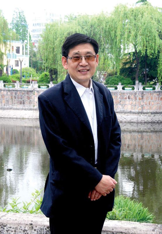 陈明远