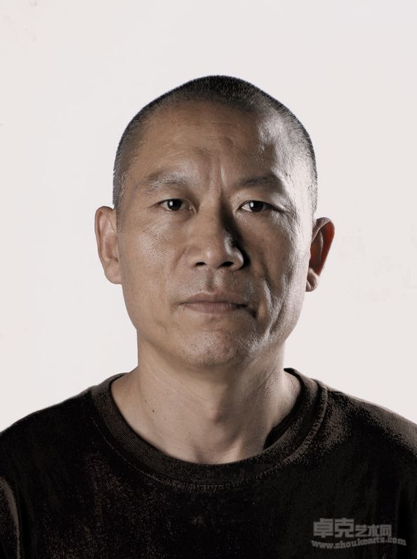 冯劲草近照