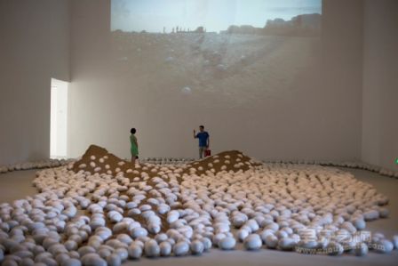 今日美术馆展览现场