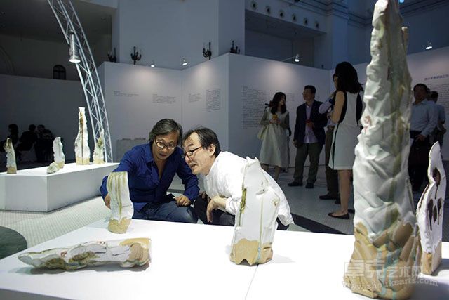 个展现场