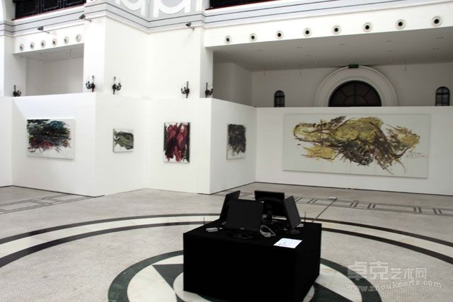 个展现场