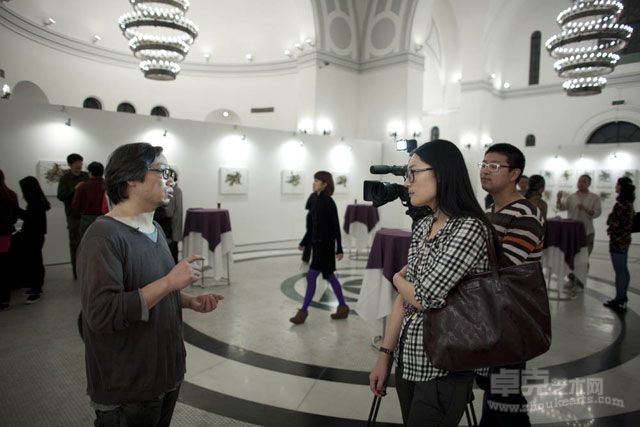 个展现场