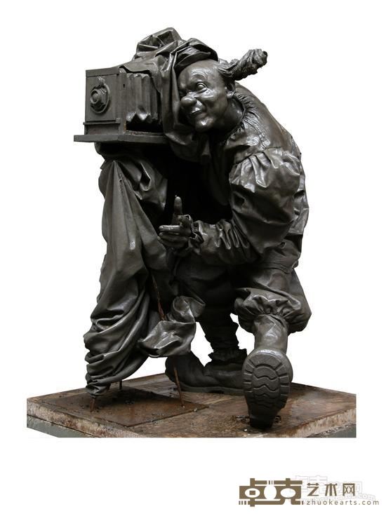 刘元捷 《茄子》1 62×45×45cm 树脂 2006