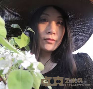 何唯娜