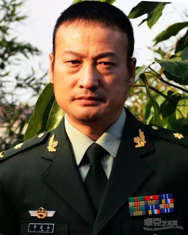 艺术家李连志