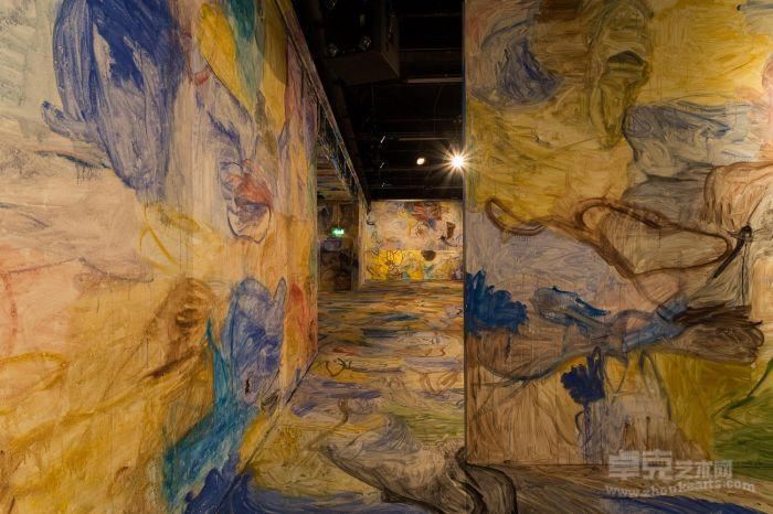 张恩利，空间绘画，2013年，伦敦当代艺术学院（ICA）