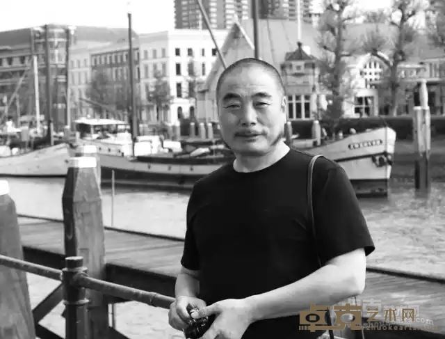 艺术家王家训
