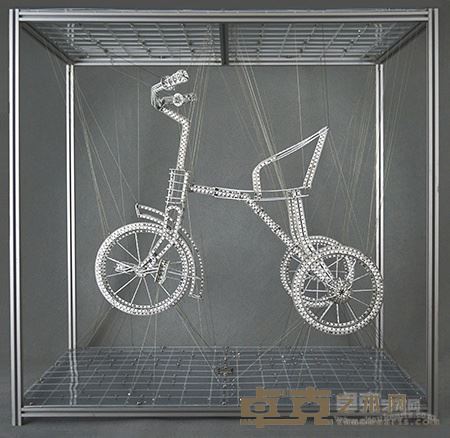 占研《战车》58x89x90cm铝合金型材、pvc板材、钢丝等2014