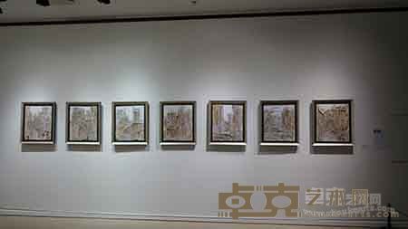 易岚岚《迁城》系列 尺寸可变 纸、铁丝2013