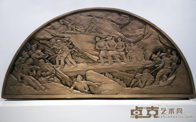 司徒杰 中国铁路工人在加拿大 年代：1983 规格：100×300cm
