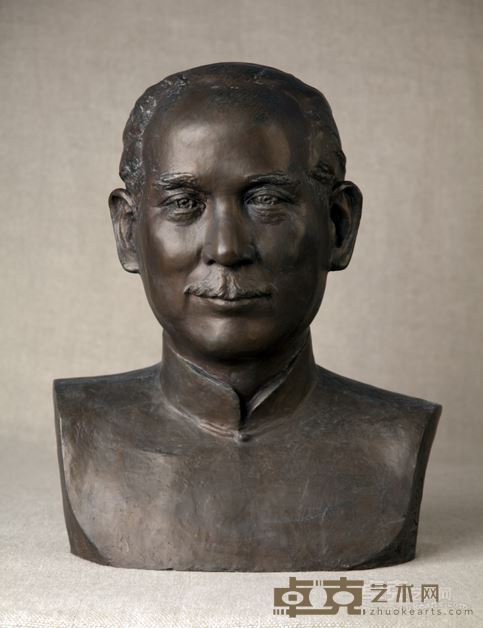 司徒杰 孙中山像 年代：1996 规格：55×45×30cm