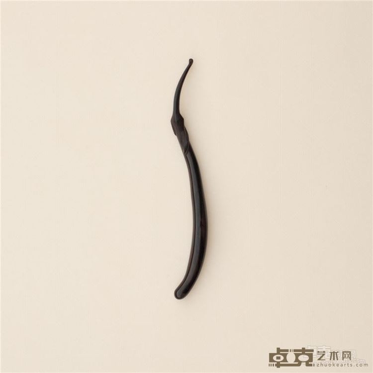 王建国《茄子》 紫檀木 28x4x2.2cm 2012年