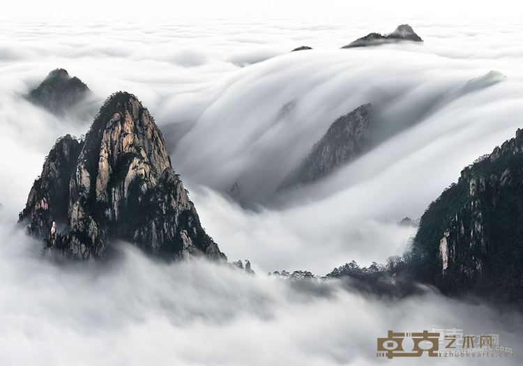 黄山瀑布