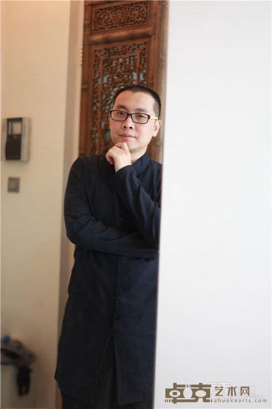 李晶彬