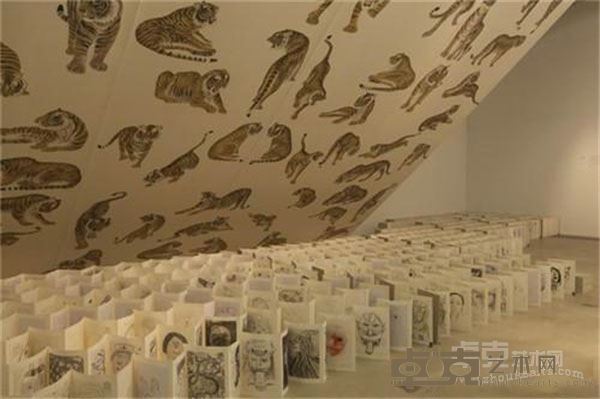 《72只虎组成的猴脸》 邬建安